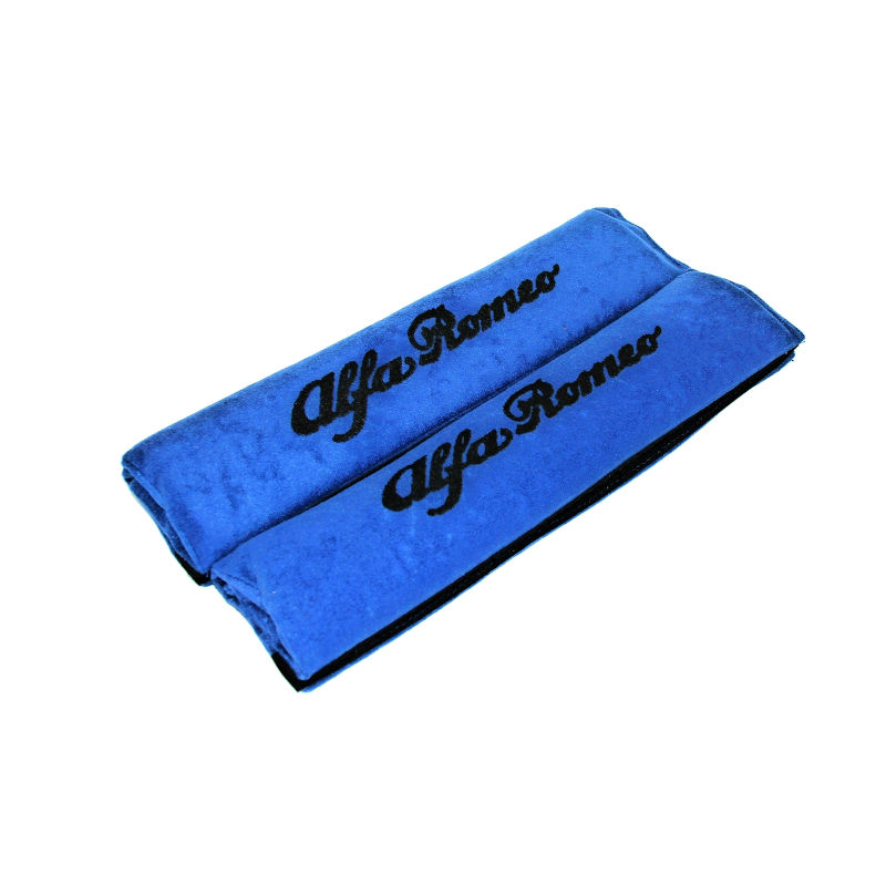 Chránič pásu s nápisem Alfa Romeo modrý